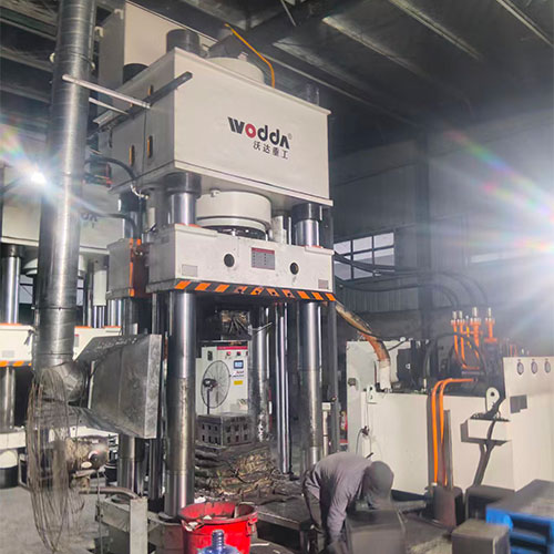 500噸石墨匣缽液壓機