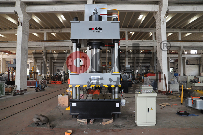 315噸四柱液壓機(jī)多少錢 315噸四柱液壓機(jī)多少錢