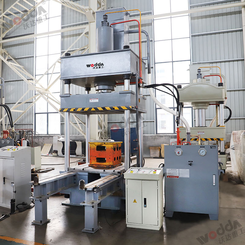 200噸四柱液壓機帶移動工作臺