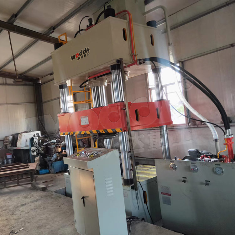 冷擠壓成型液壓機(jī) 冷擠壓成型液壓機(jī)