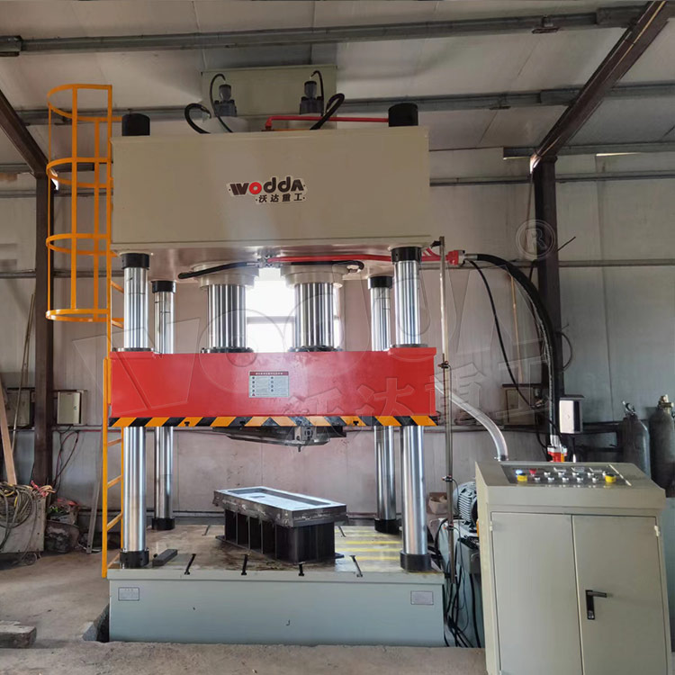 400噸金屬冷擠壓成型液壓機(jī)客戶(hù)現(xiàn)場(chǎng) 400噸金屬冷擠壓成型液壓機(jī)客戶(hù)現(xiàn)場(chǎng)