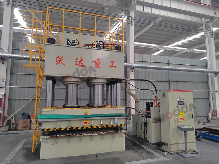 1250噸壓濾機(jī)濾板成型液壓機(jī) 1250噸壓濾機(jī)濾板成型液壓機(jī)