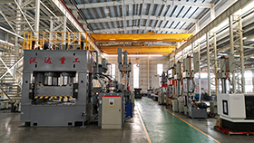 zp-6 液壓機(jī)械生產(chǎn)廠家車間