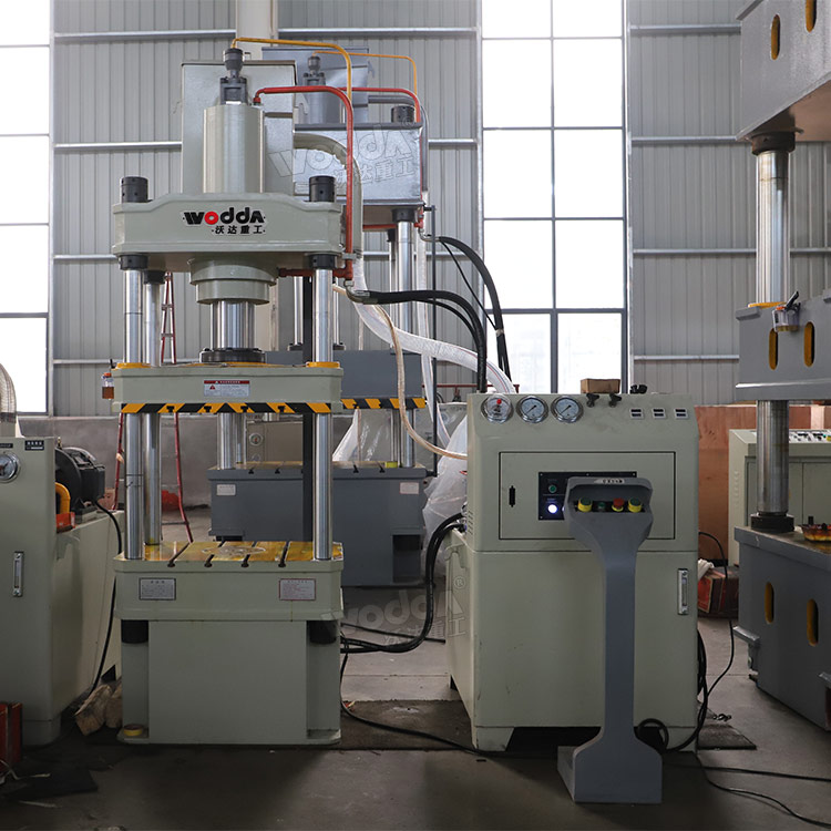 100噸四柱液壓機 100噸四柱液壓機