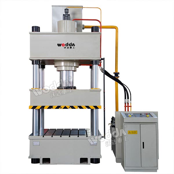 四柱液壓機(jī)