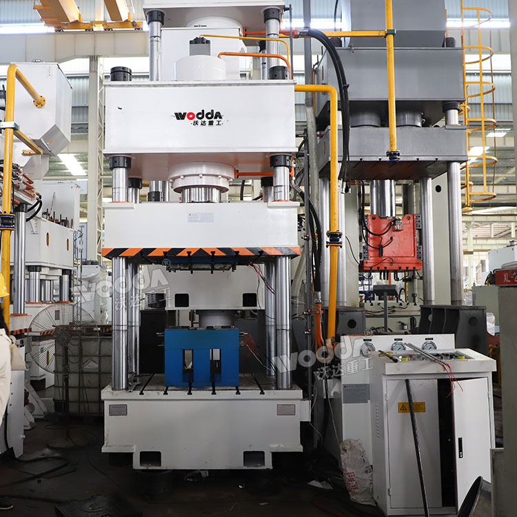 315噸樹脂井蓋成型液壓機 315噸樹脂井蓋成型液壓機