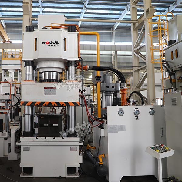 500噸四柱液壓機(jī)