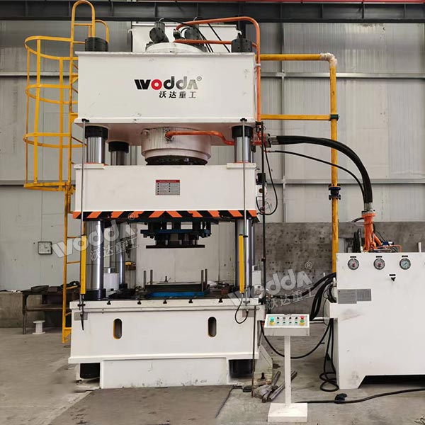 800噸油壓機(jī) 800噸油壓機(jī)