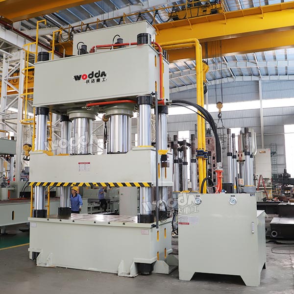 1000噸四柱液壓機(jī)