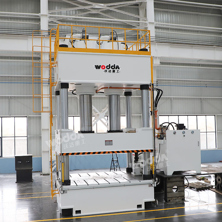 1200噸四柱液壓機(jī)