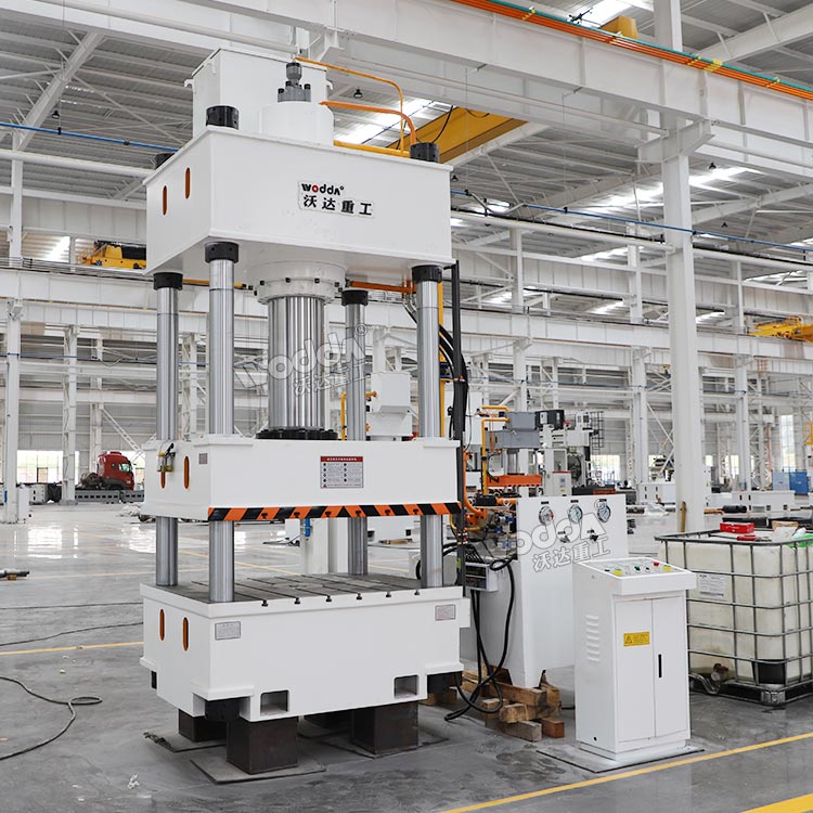 315噸四柱液壓機(jī) 315噸四柱液壓機(jī)