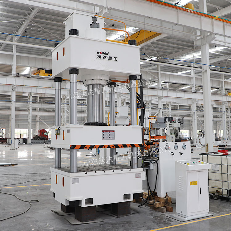 標準315噸四柱壓力機 標準315噸四柱壓力機