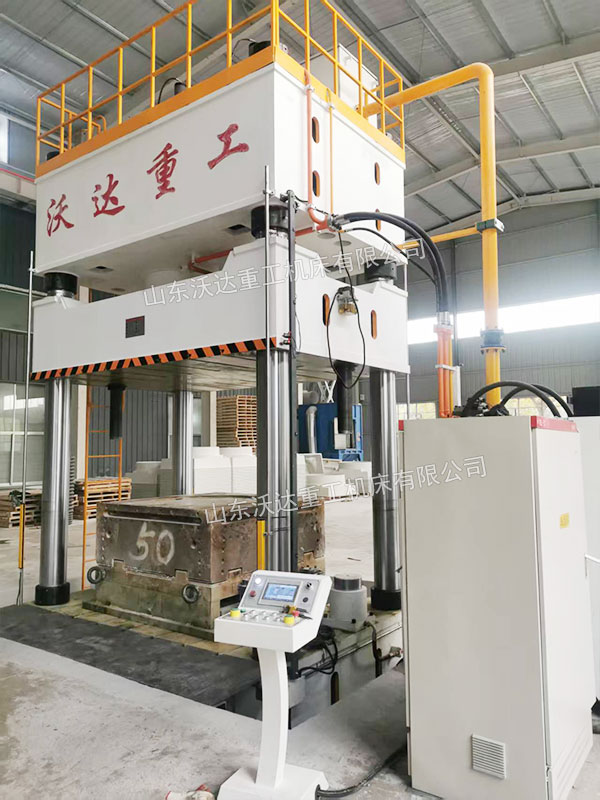 1200噸四柱液壓機安裝調(diào)試