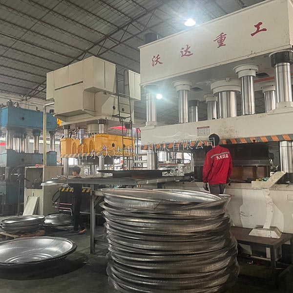1000噸封頭液壓機(jī)