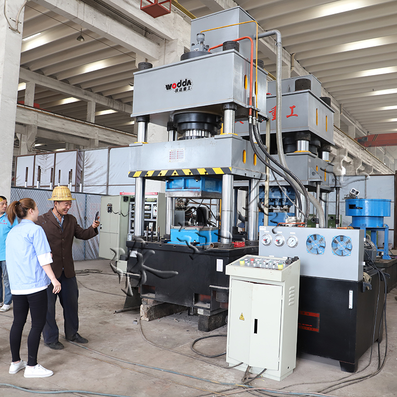 不銹鋼水箱拉伸機(jī)多少錢 不銹鋼水箱拉伸機(jī)多少錢